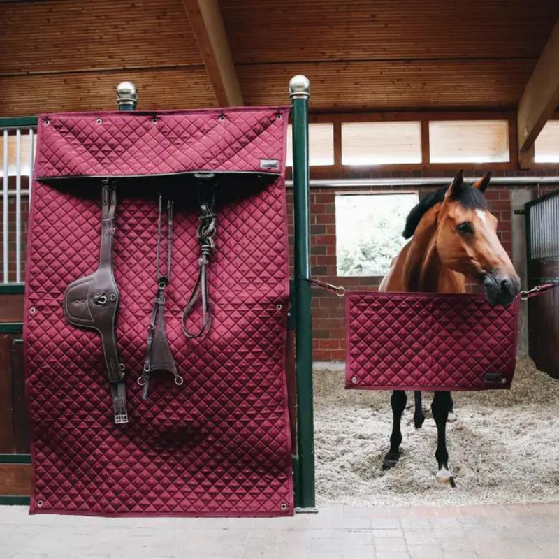 Tenda da Box, Stable Curtain