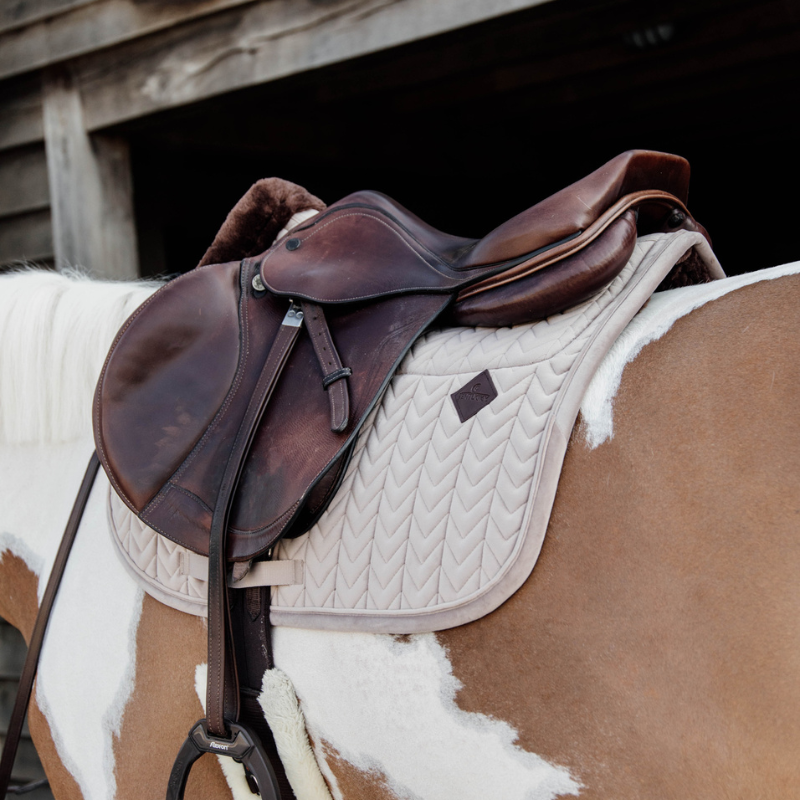 Saddle Pad Velvet Jumping, Skin Friendly